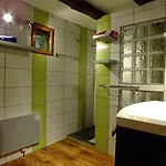 D'hotes La Charmante 3*