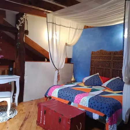 D'hôtes La Charmante 3*