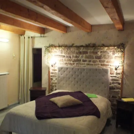D'hotes La Charmante Bed & Breakfast Xertigny