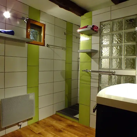 D'hotes La Charmante 3*