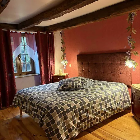 D'hotes La Charmante 3*