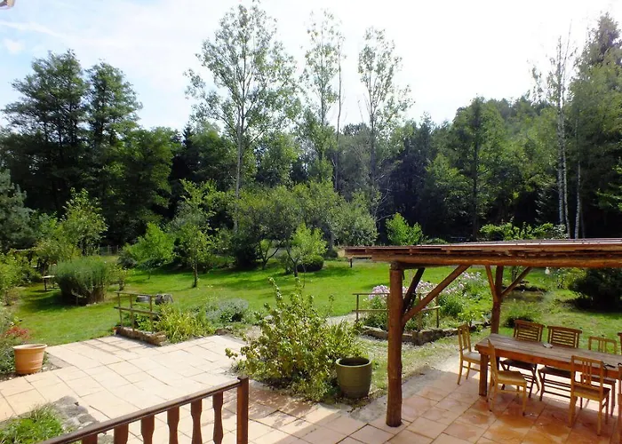 D'hotes La Charmante Bed & Breakfast