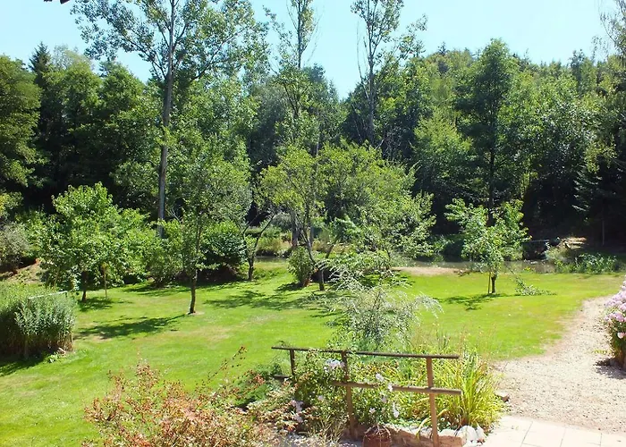 D'hotes La Charmante Bed & Breakfast Xertigny