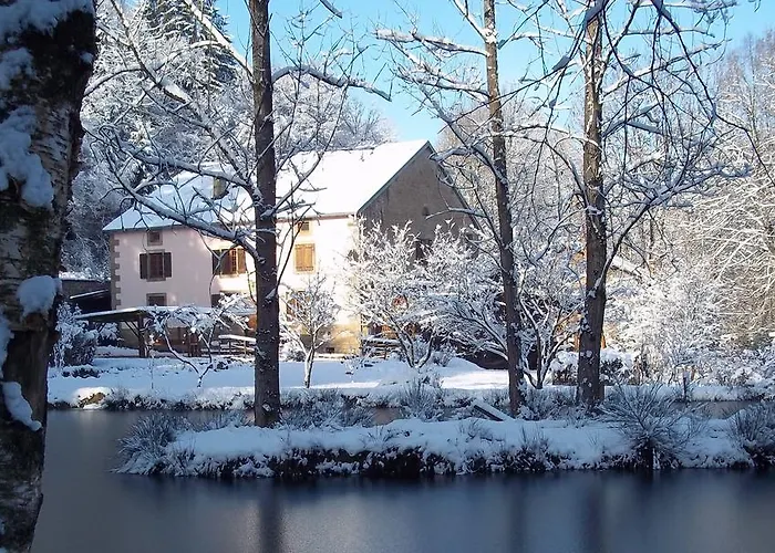 D'hotes La Charmante Bed & Breakfast 3*